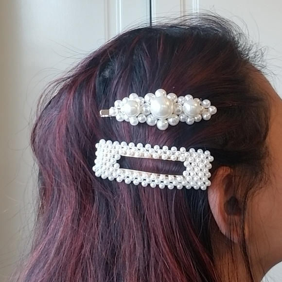 3/$25 Hair Clip Faux Fancy Pearls Oversized A or B - Picture 1 of 4